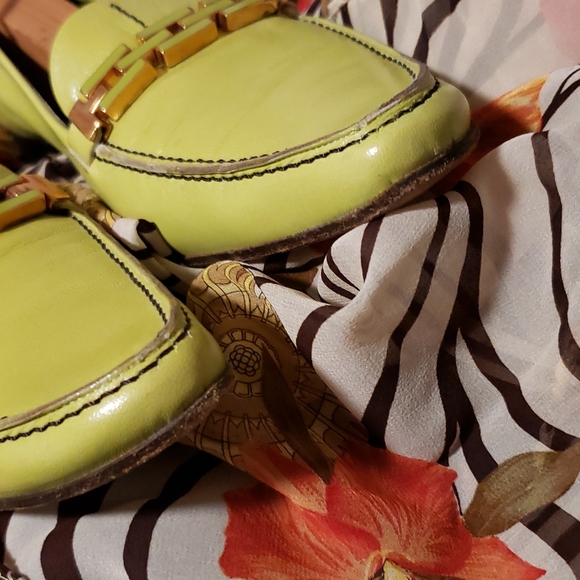 - Prada Loafers Size 39.5 Vintage - Picture 9 of 11